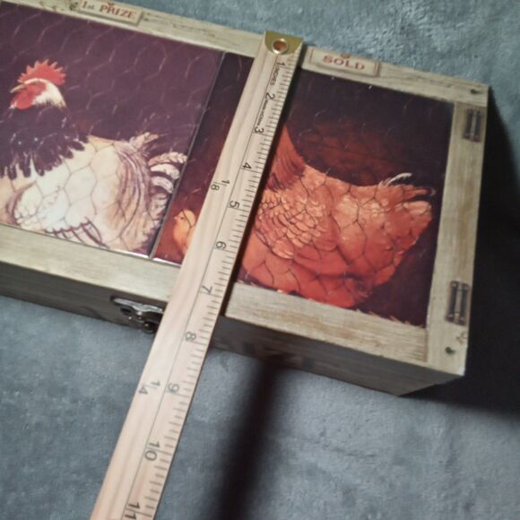 Wood Box With Chickens Home Decor - Picture 7 of 9